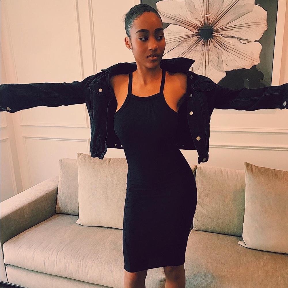 Meet your Posher, Jakai